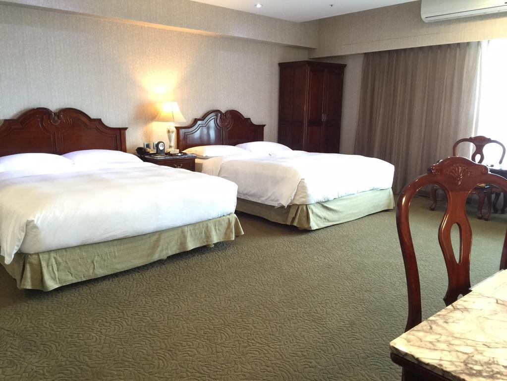 Royal Seasons Hotel Taichung‧Zhongkang Bagian luar foto