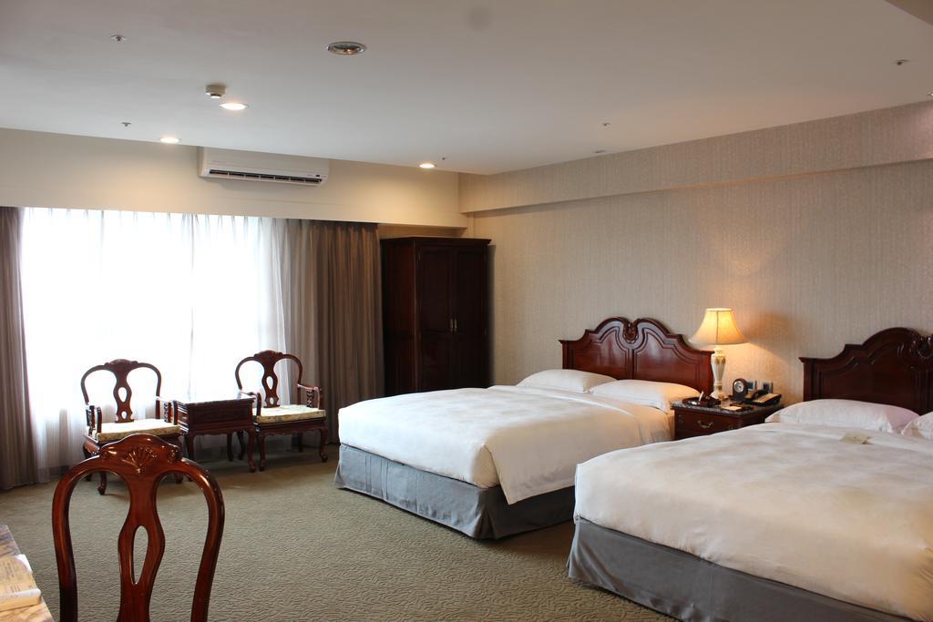 Royal Seasons Hotel Taichung‧Zhongkang Bagian luar foto